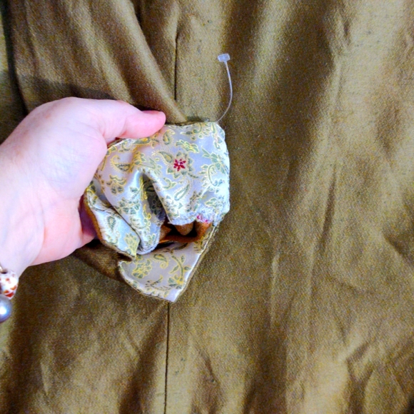 Rabbit design jacket - Picture 6 of 6